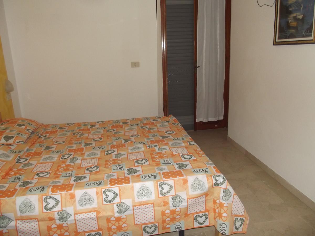 Hotel Sabbia D'Oro Пинето Екстериор снимка