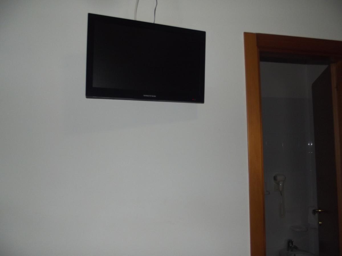 Hotel Sabbia D'Oro Пинето Екстериор снимка